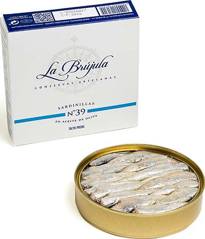 Sardinillas - Small Sardines in olive oil 30/35, La Brújula, 130g