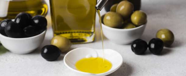 Který olivový olej je vhodný na vaření a který je nejzdravější? Poznejte jeho druhy